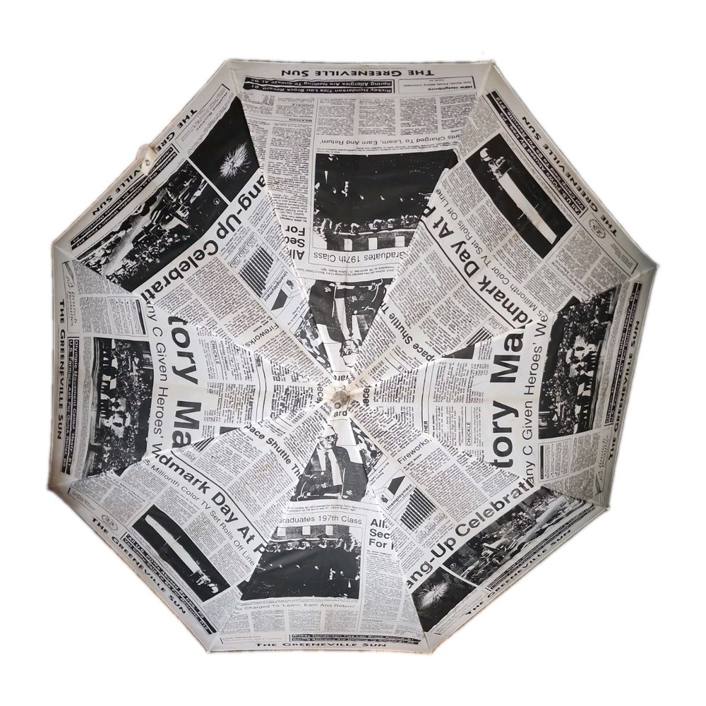 Vtg Promotional Greeneville Sun Newsprint Umbrella Greene County Wood Handle 35"